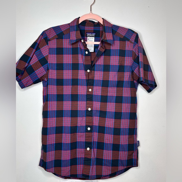 Patagonia Men's Plaid Shirts - Red and Blue - Picture 1 of 5